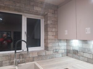 Tiling KitchenTiling Splashback GresTiles BrickEffect MitreCuts DoncasterQualityTiling Kerakoll BALGrout WallTiles UKTiler HomeImprovement KitchenDesign DoncasterTiler DoncasterTiling