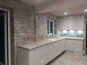 Tiling KitchenTiling Splashback GresTiles BrickEffect MitreCuts DoncasterQualityTiling Kerakoll BALGrout WallTiles UKTiler HomeImprovement KitchenDesign DoncasterTiler DoncasterTiling