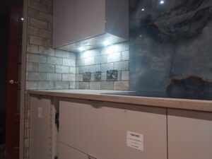 Tiling KitchenTiling Splashback GresTiles BrickEffect MitreCuts DoncasterQualityTiling Kerakoll BALGrout WallTiles UKTiler HomeImprovement KitchenDesign DoncasterTiler DoncasterTiling