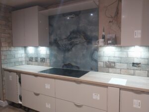 Tiling KitchenTiling Splashback GresTiles BrickEffect MitreCuts DoncasterQualityTiling Kerakoll BALGrout WallTiles UKTiler HomeImprovement KitchenDesign DoncasterTiler DoncasterTiling