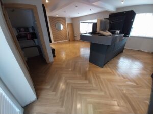 Tiling Tiler FloorTiling Herringbone WoodEffectTiles PorcelainTiles KitchenRenovation HomeRenovation KitchenFloor OpenPlanLiving Doncaster SouthYorkshire Yorkshire Kerakoll BALGrout ProfessionalTiler QualityWorkmanship AttentionToDetail TileInstallation HomeImprovement