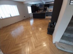 Tiling Tiler FloorTiling Herringbone WoodEffectTiles PorcelainTiles KitchenRenovation HomeRenovation KitchenFloor OpenPlanLiving Doncaster SouthYorkshire Yorkshire Kerakoll BALGrout ProfessionalTiler QualityWorkmanship AttentionToDetail TileInstallation HomeImprovement